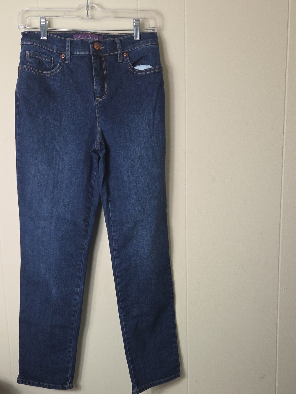 Gloria Vanderbilt Straight-Leg Jeans in Dark Blue